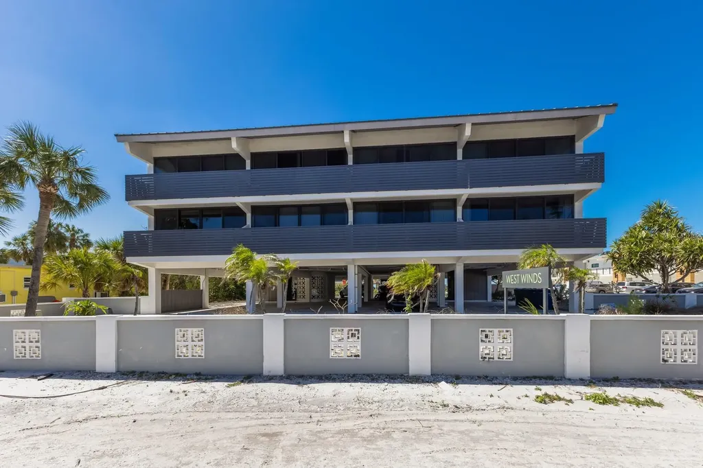 6804 Gulf Drive Holmes Beach FL 34217