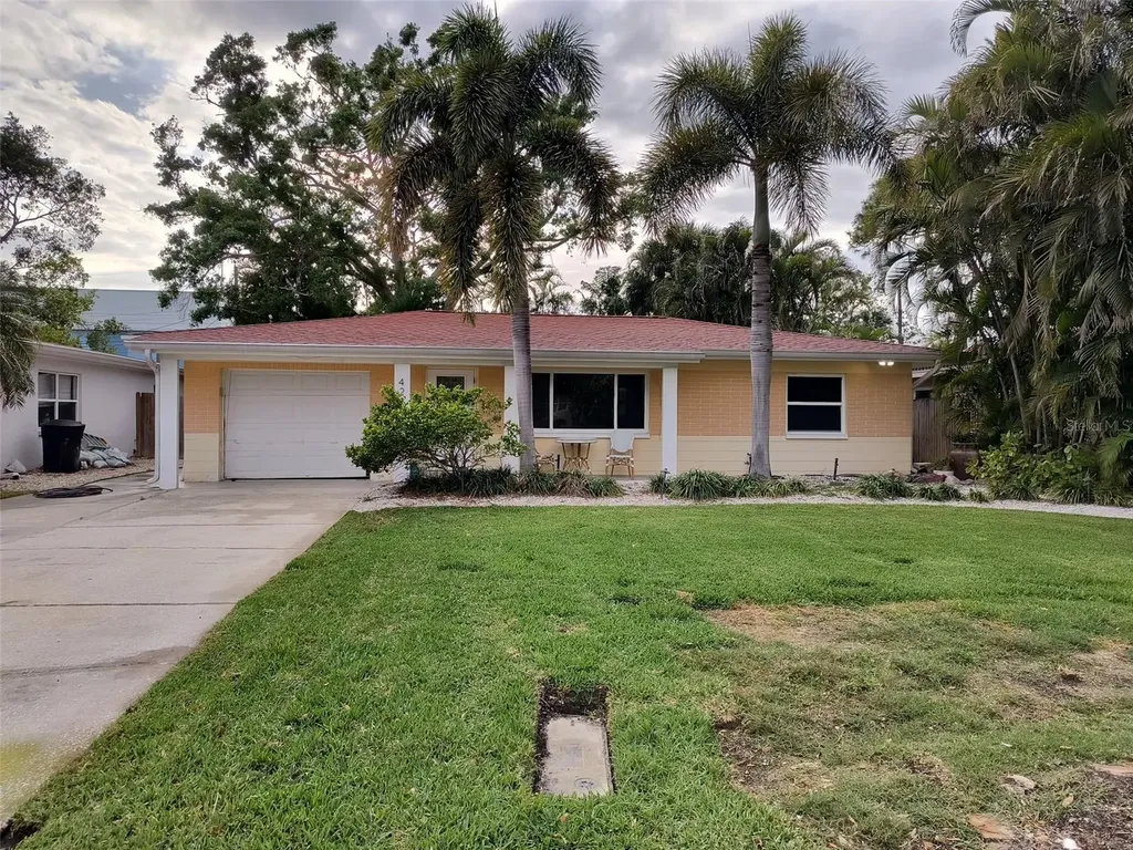 4210 Carson Street NE St Petersburg FL 33703