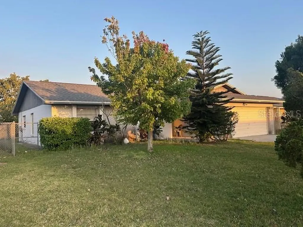 5622 Nokomis Circle Orlando FL 32839