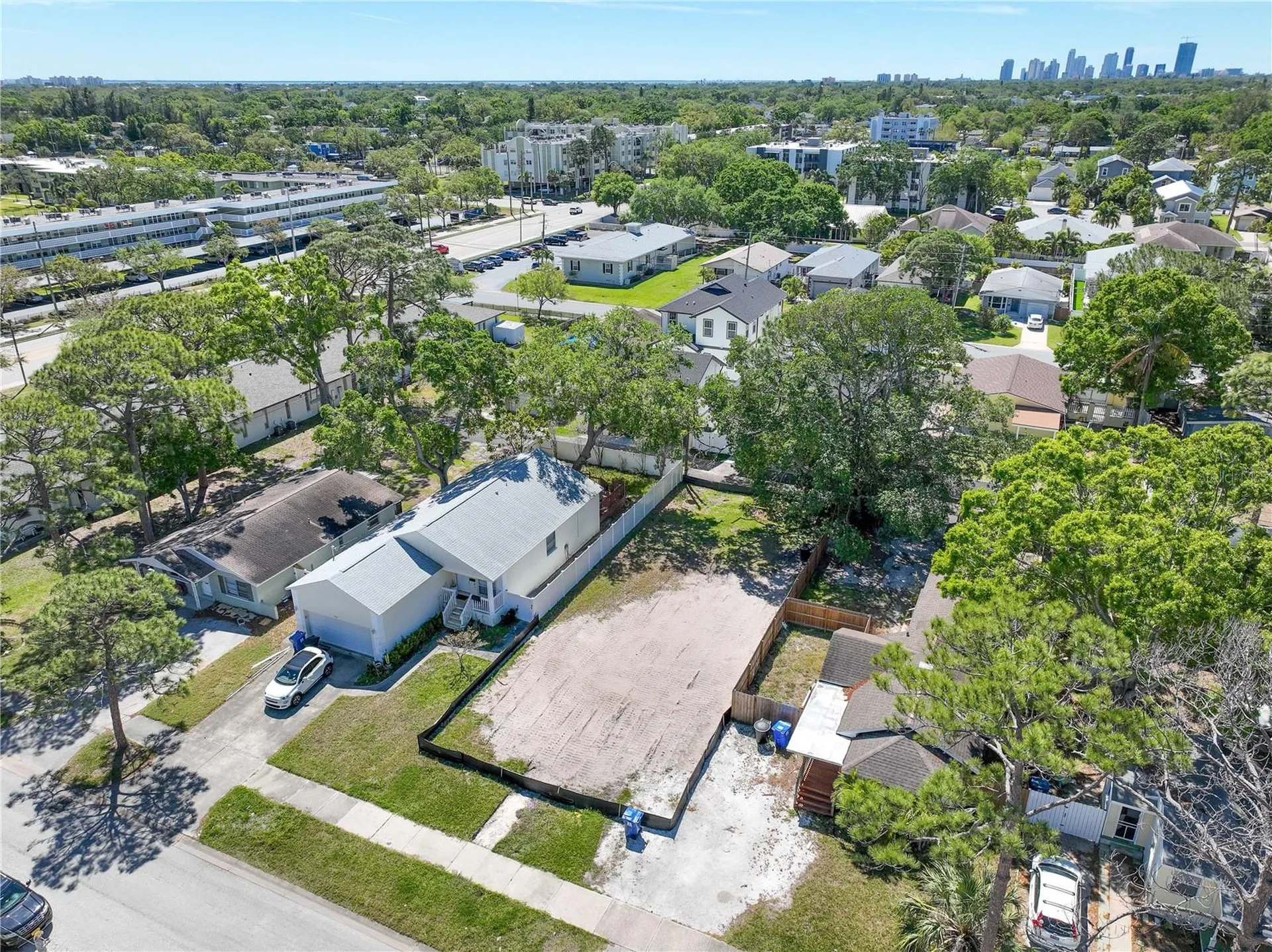 134 49th Avenue N St Petersburg FL 33703