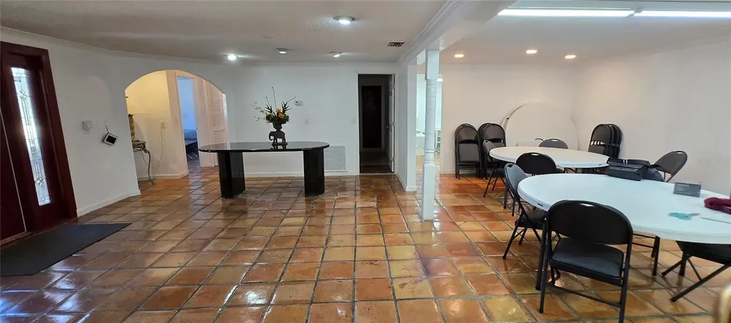 8814 Rocky Creek Drive Tampa FL 33615