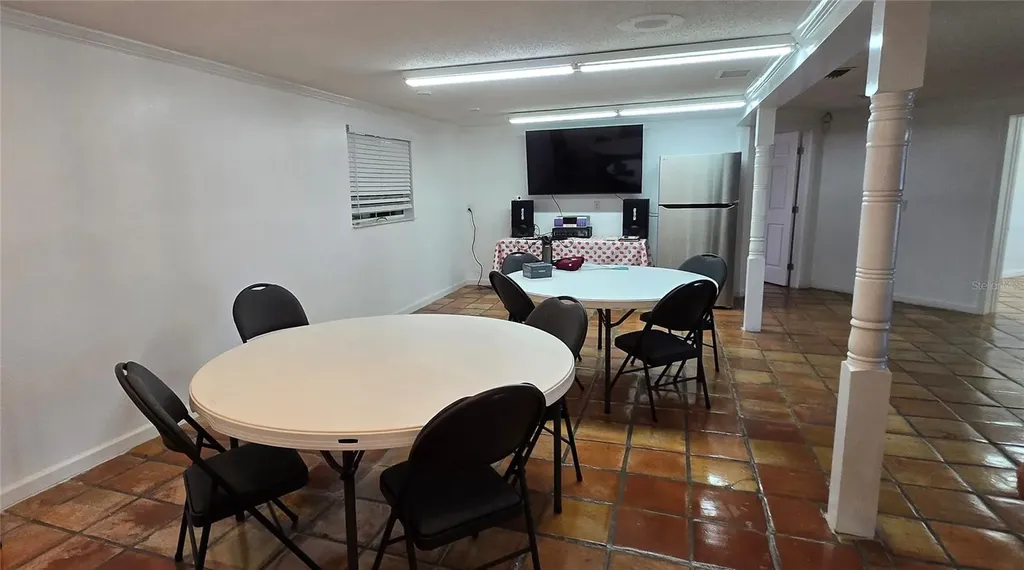 8814 Rocky Creek Drive Tampa FL 33615