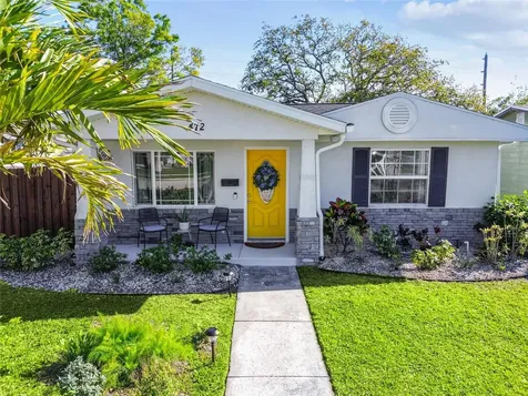 472 36th Avenue N St Petersburg FL 33704