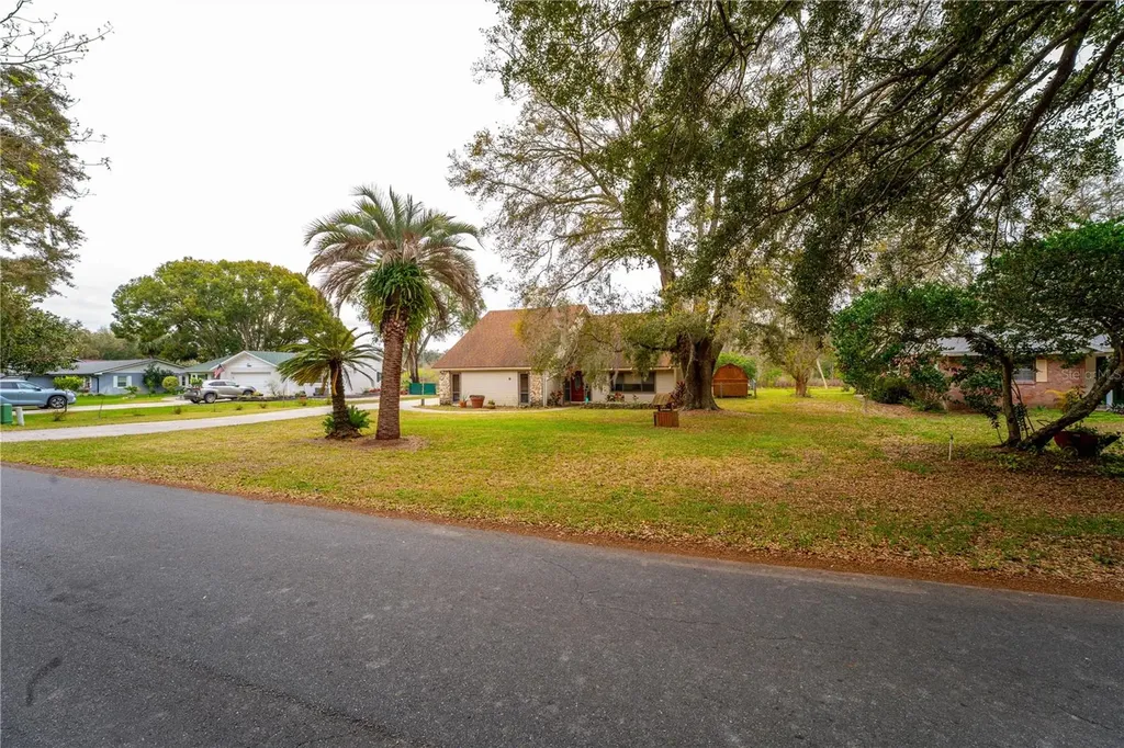 9916 Jackson Road Leesburg FL 34788