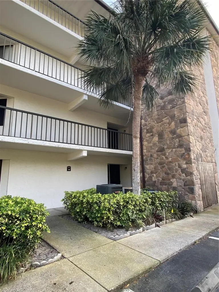 2037 San Marcos Drive SE Winter Haven FL 33880