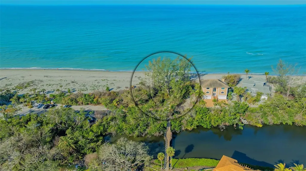 8504 Heron Lagoon Circle Sarasota FL 34242