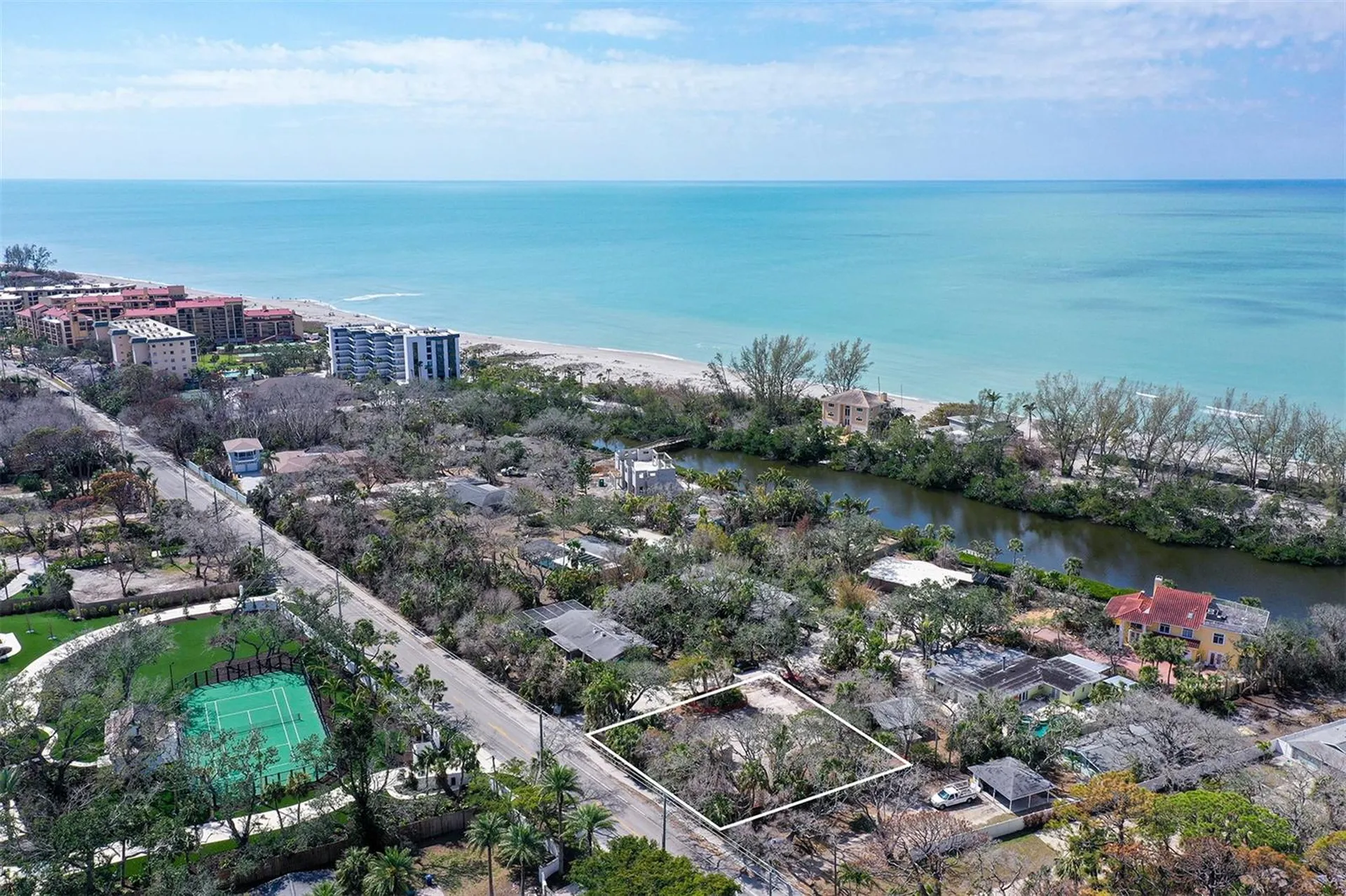 8504 Heron Lagoon Circle Sarasota FL 34242