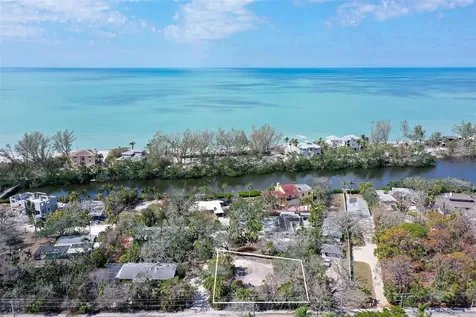 8504 Heron Lagoon Circle Sarasota FL 34242