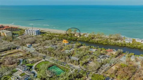 8504 Heron Lagoon Circle Sarasota FL 34242
