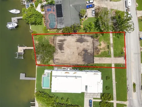 6151 Bayou Grande Boulevard NE St Petersburg FL 33703