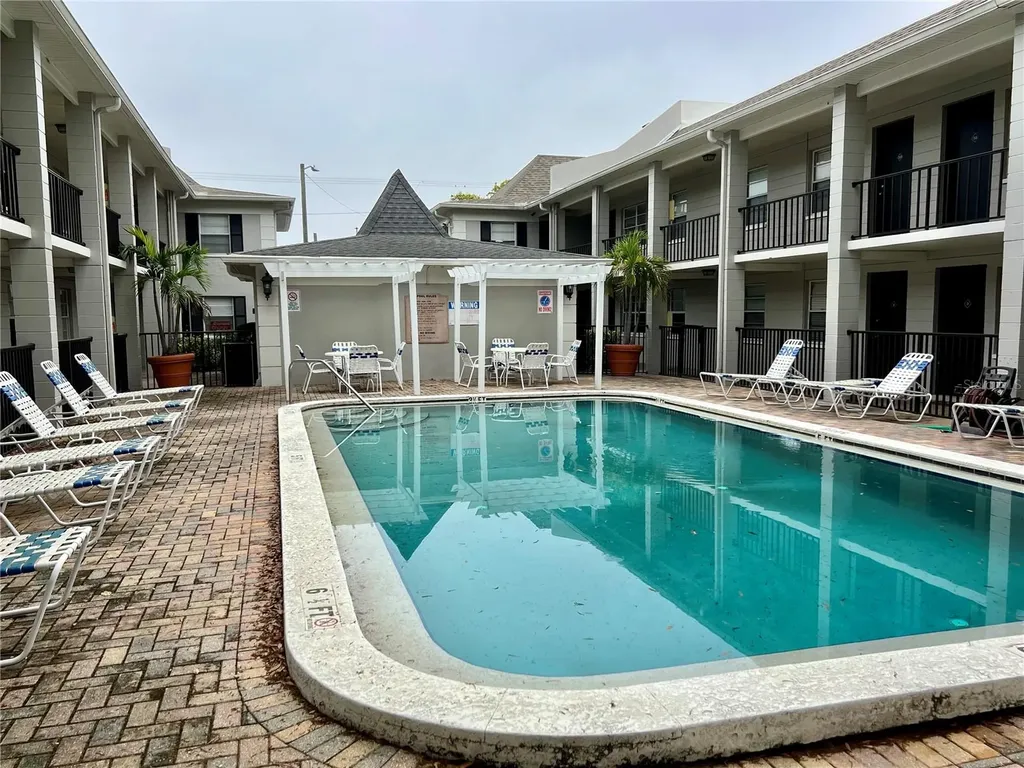 5221 Bayshore Boulevard Tampa FL 33611