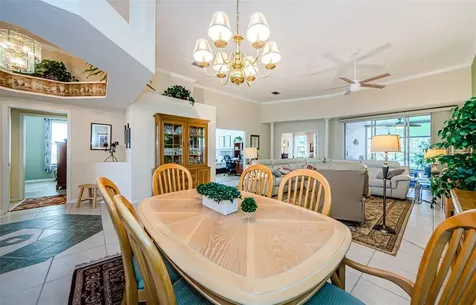 1145 Dixon Court Dunedin FL 34698