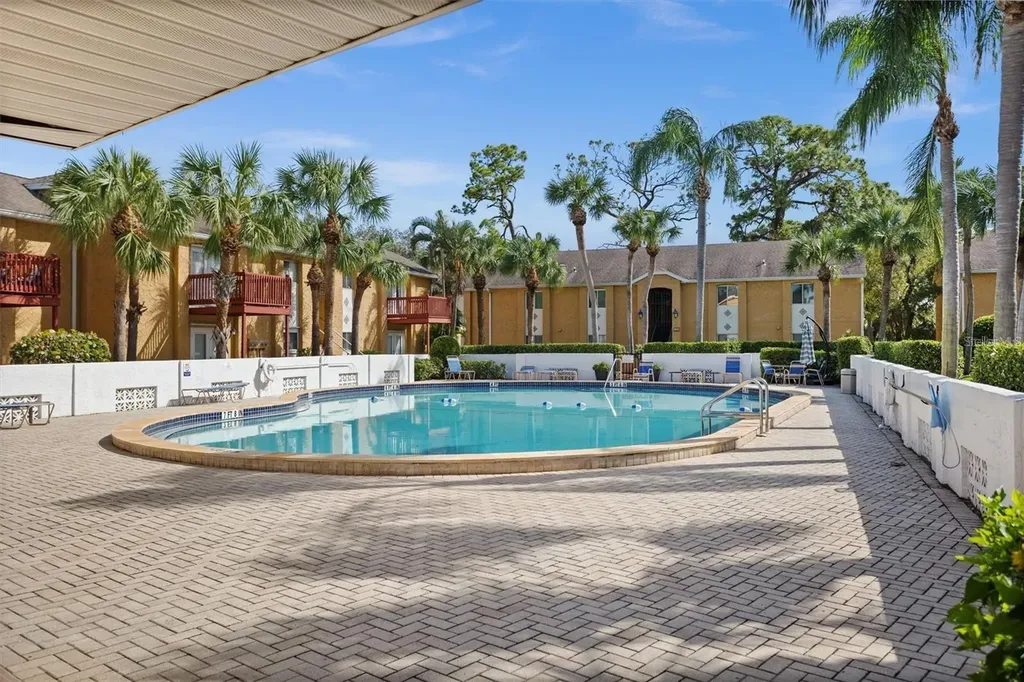 1818 Parakeet Way Sarasota FL 34232