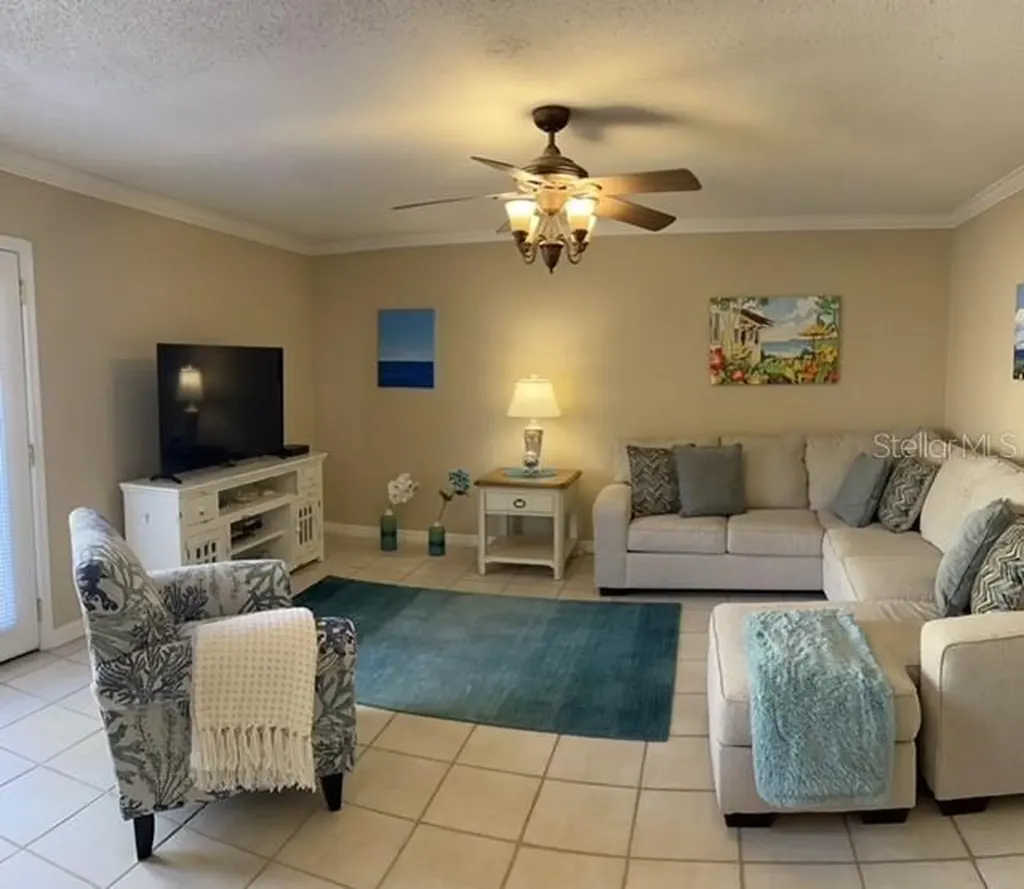 1818 Parakeet Way Sarasota FL 34232