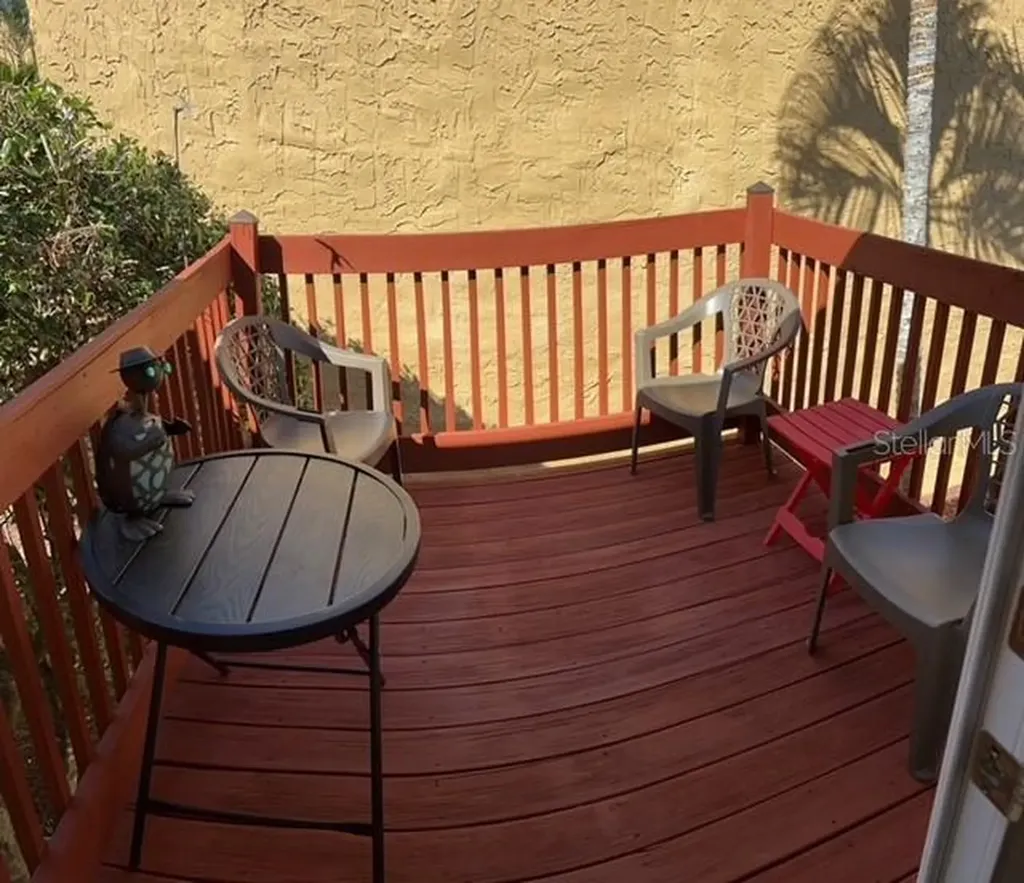1818 Parakeet Way Sarasota FL 34232