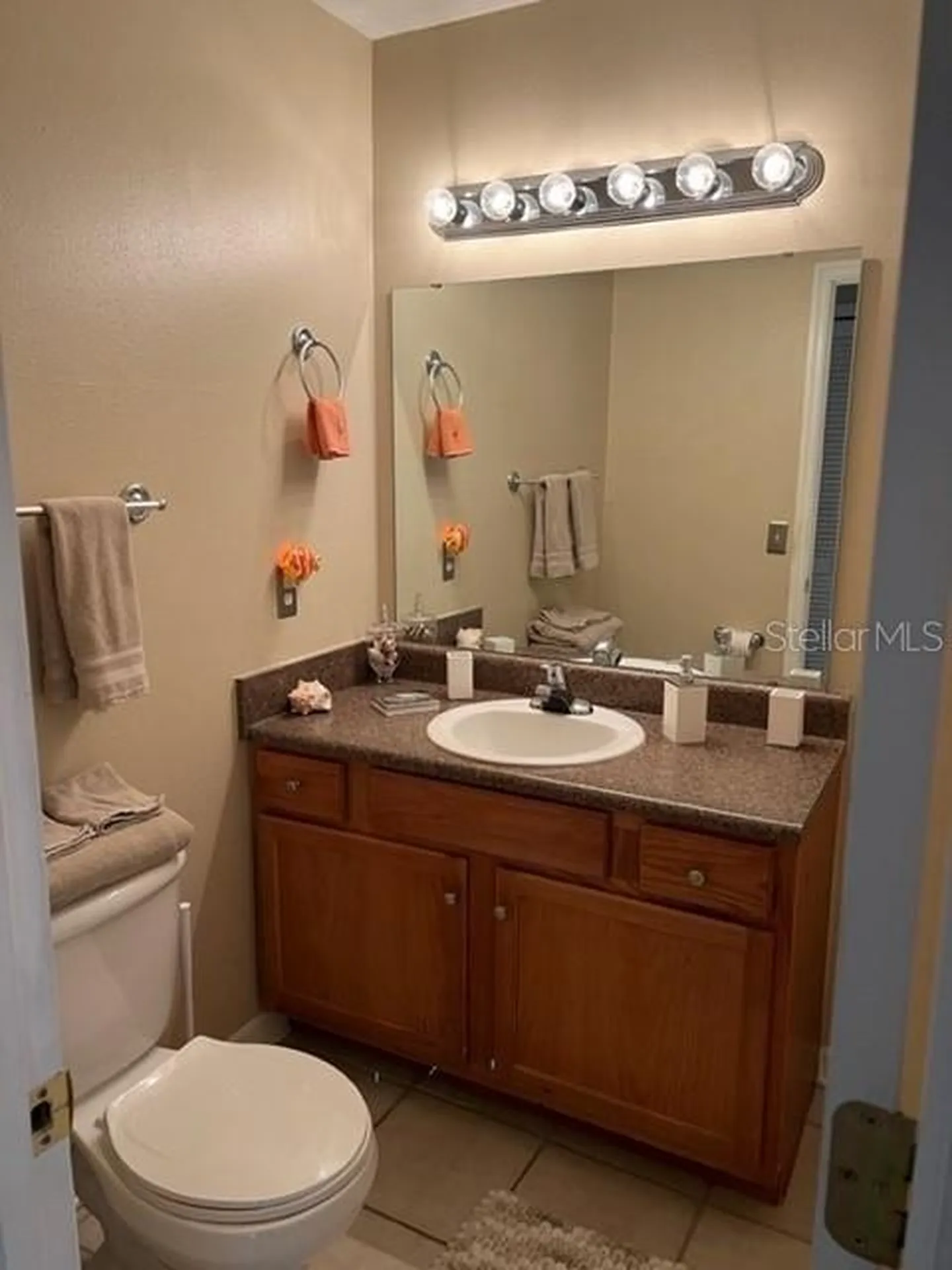 1818 Parakeet Way Sarasota FL 34232