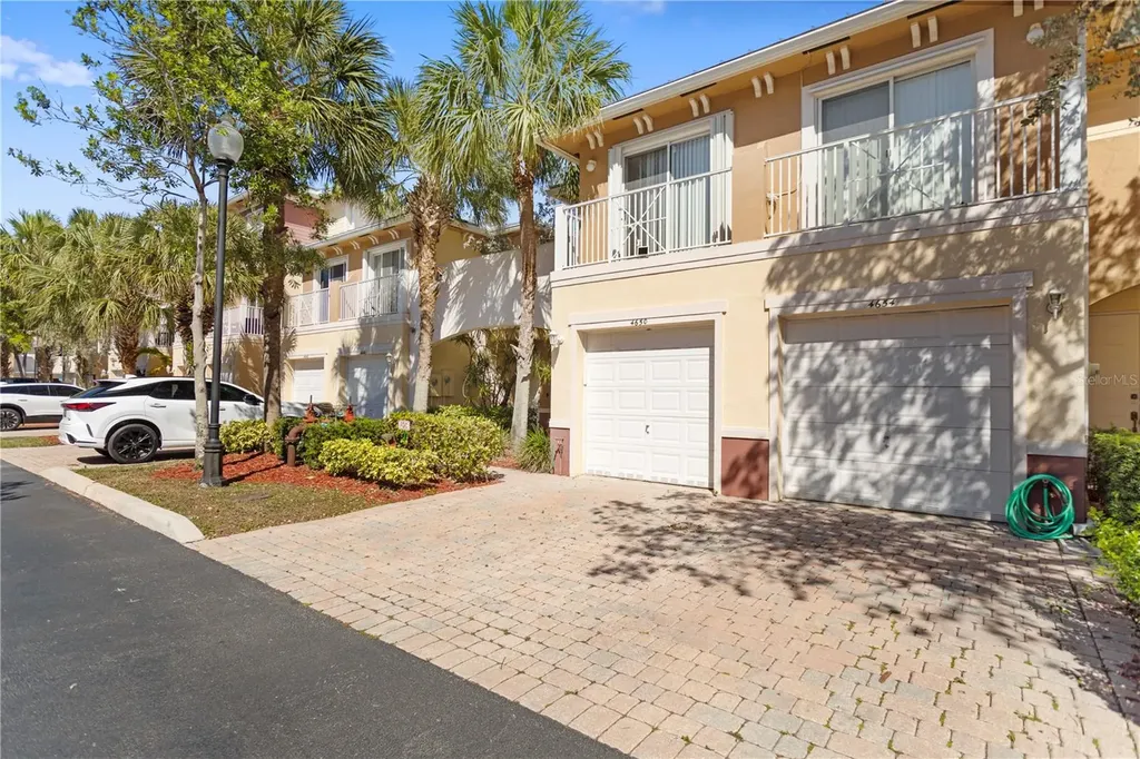4650 SW 75th Way Davie FL 33314