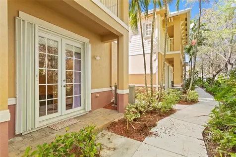 4650 SW 75th Way Davie FL 33314