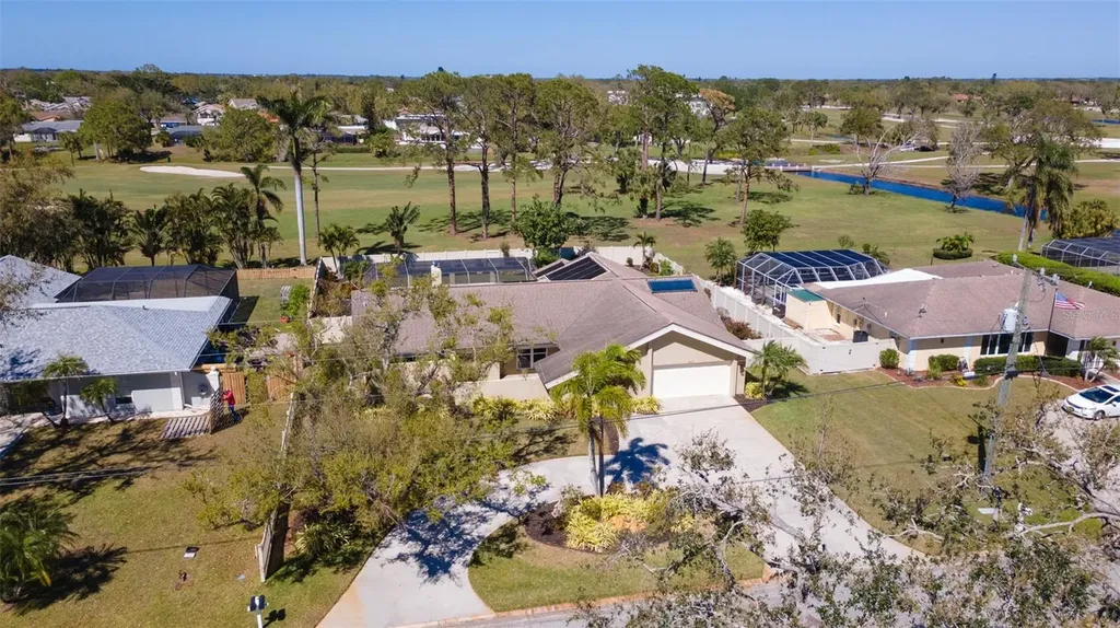 5017 Canterbury Drive Sarasota FL 34243