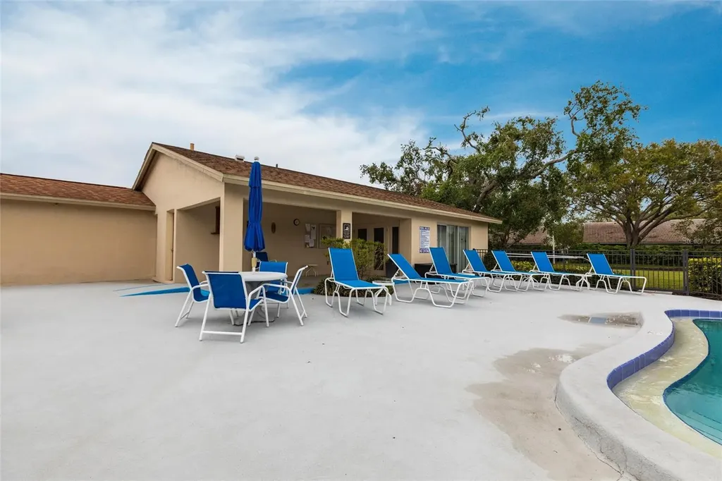 7151 Wood Creek Drive Sarasota FL 34231
