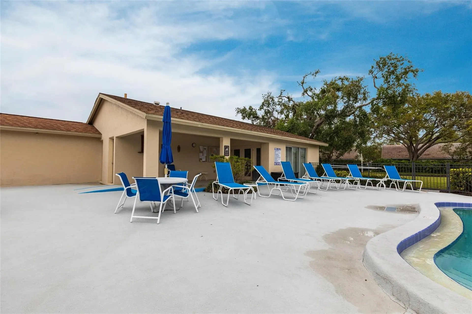 7151 Wood Creek Drive Sarasota FL 34231