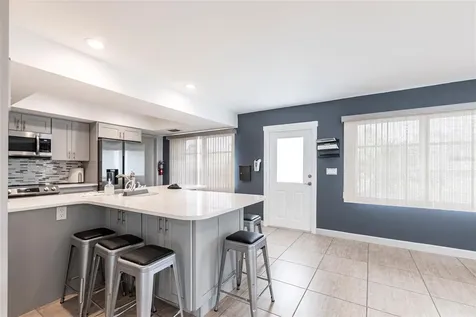 7151 Wood Creek Drive Sarasota FL 34231