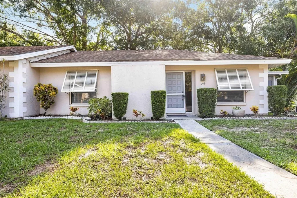 709 N Jefferson Avenue Sarasota FL 34237