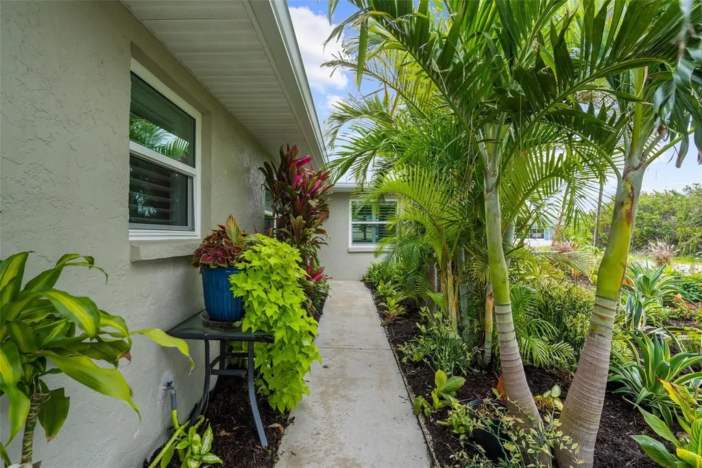 7339 Thomas Street Englewood FL 34224