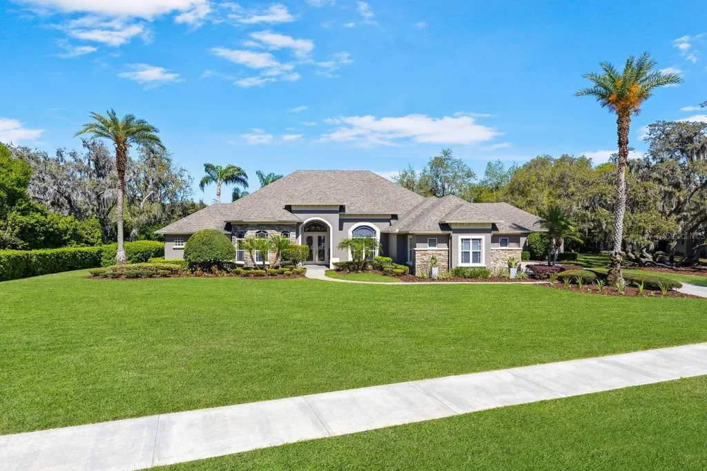 743 Mills Estate Place Chuluota FL 32766