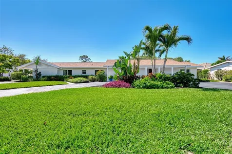 400 Nokomis Avenue S Venice FL 34285