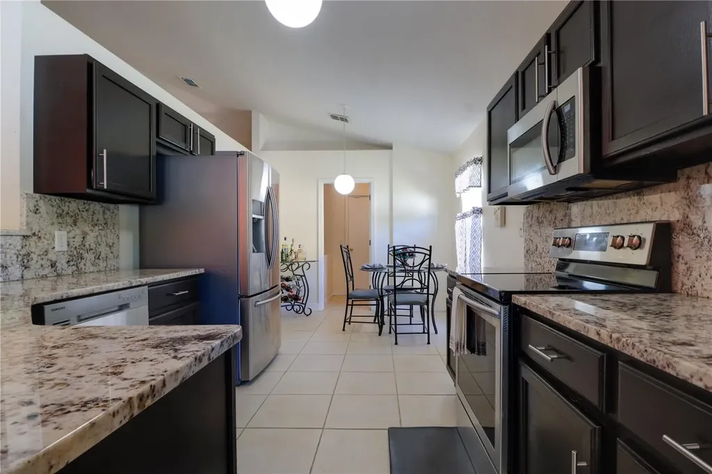 6197 SE 80th Court Ocala FL 34472