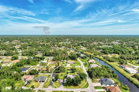 3514 Laslo Avenue North Port FL 34287