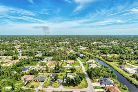 3514 Laslo Avenue North Port FL 34287