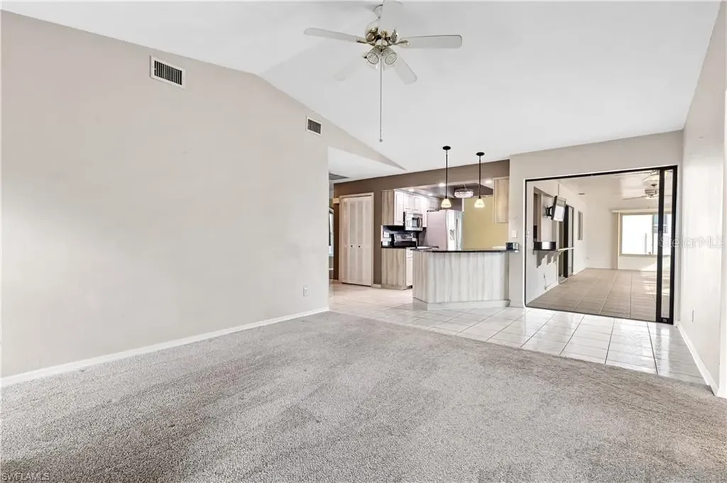 4627 SW 5th Place Cape Coral FL 33914