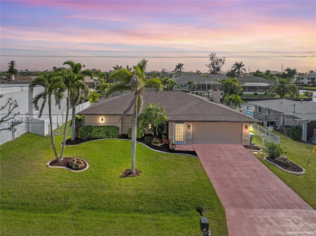 4627 SW 5th Place Cape Coral FL 33914
