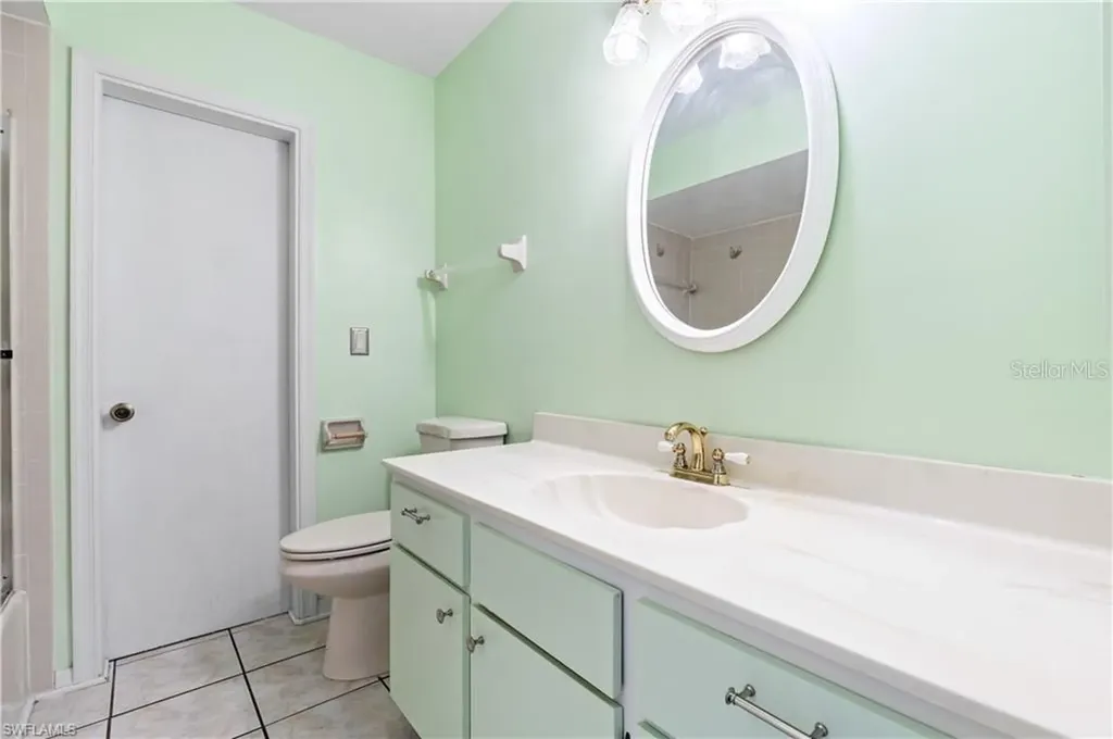 4627 SW 5th Place Cape Coral FL 33914