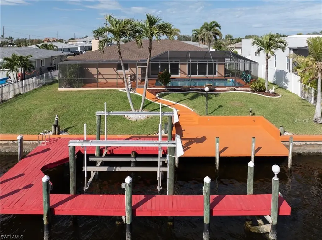 4627 SW 5th Place Cape Coral FL 33914