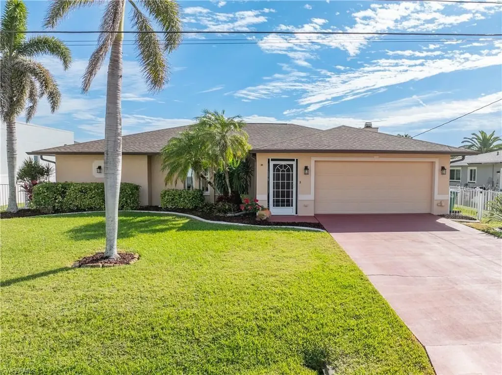 4627 SW 5th Place Cape Coral FL 33914