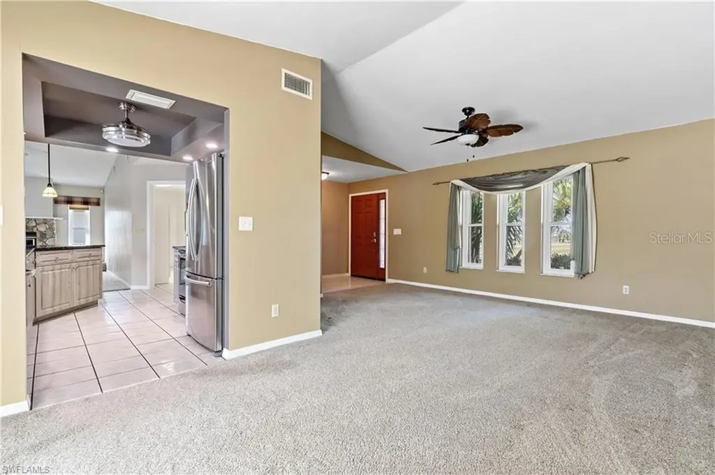 4627 SW 5th Place Cape Coral FL 33914