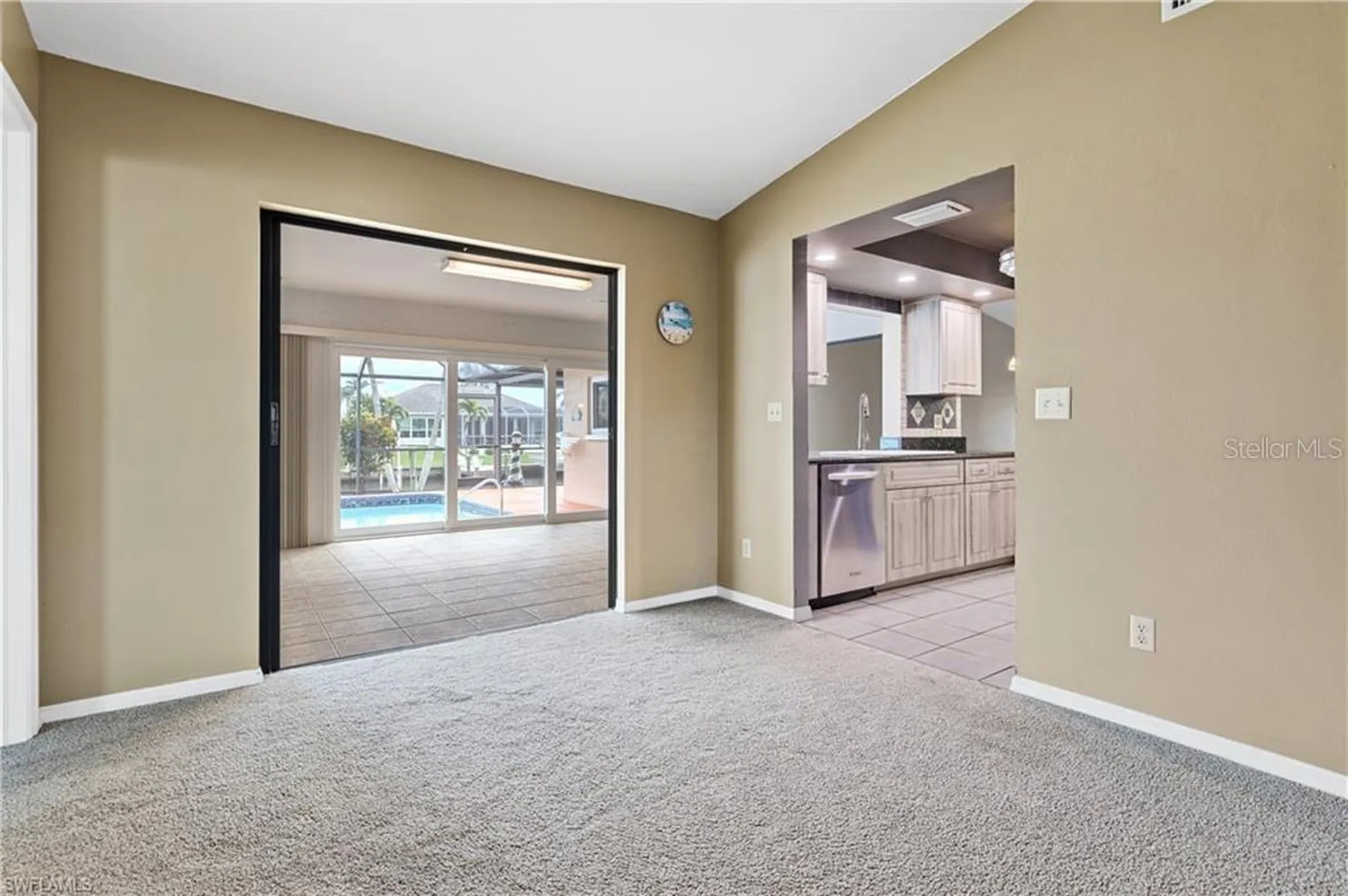 4627 SW 5th Place Cape Coral FL 33914