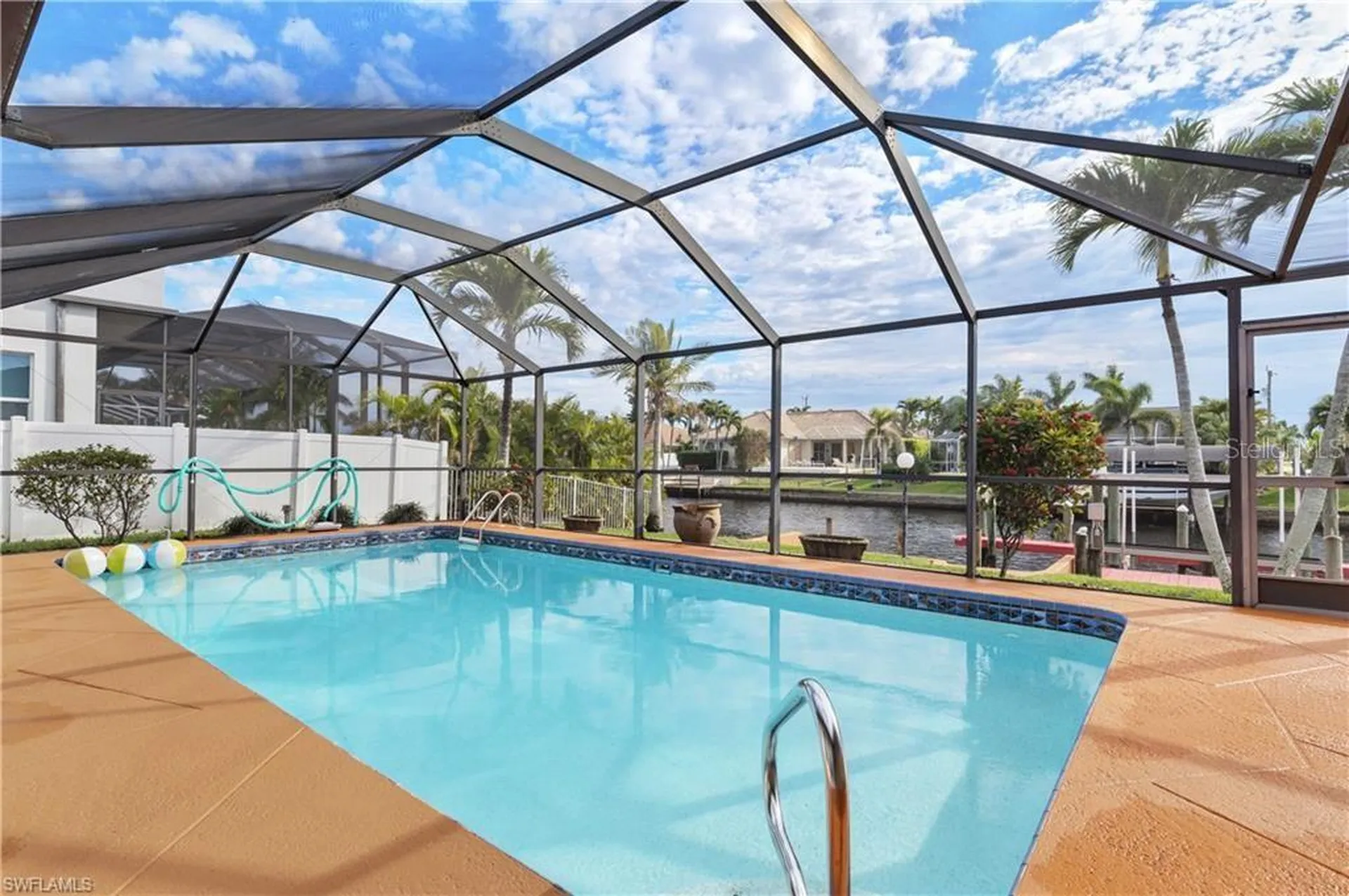 4627 SW 5th Place Cape Coral FL 33914