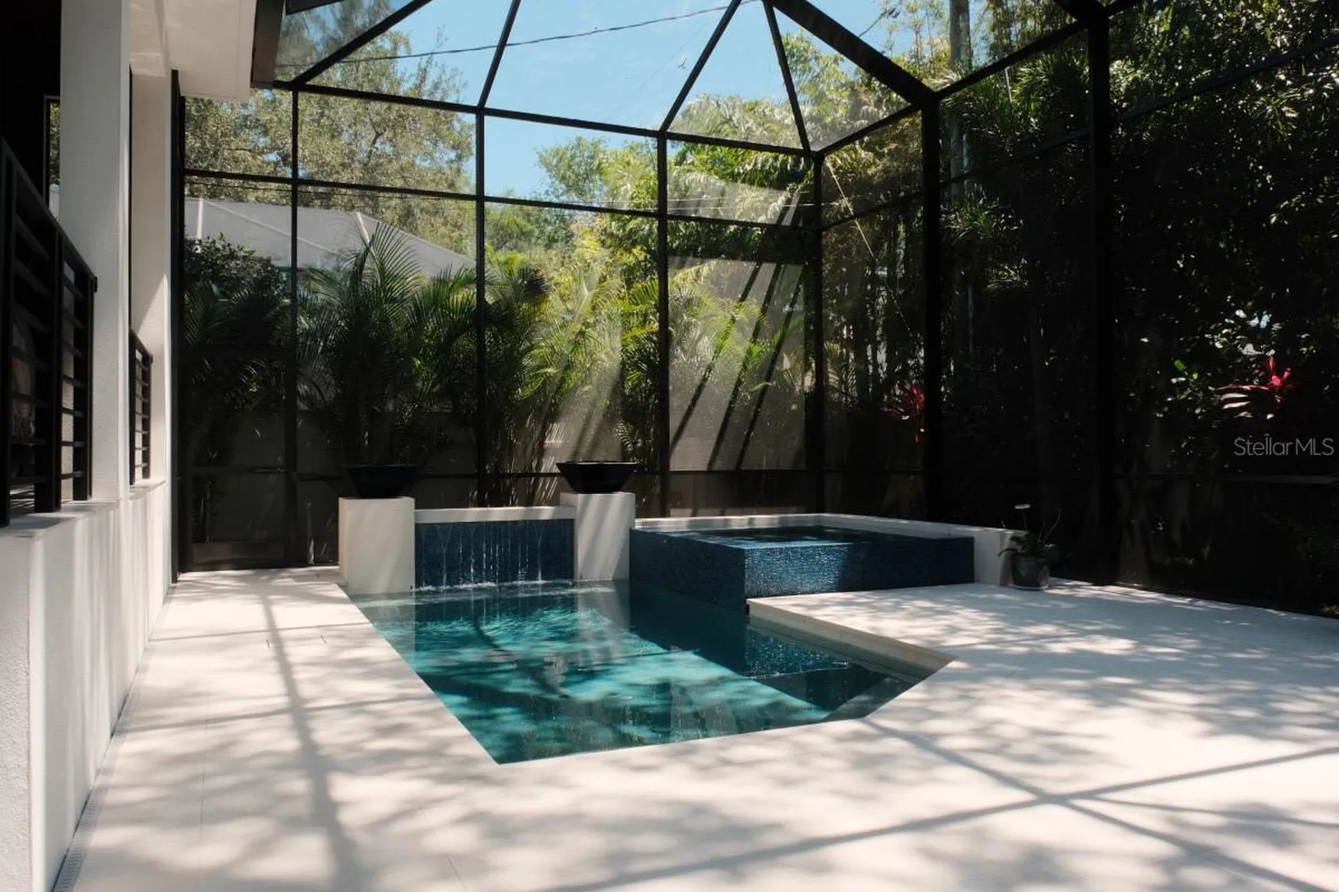 212 S Renellie Drive Tampa FL 33609