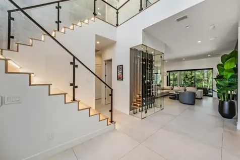 212 S Renellie Drive Tampa FL 33609