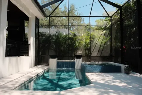 212 S Renellie Drive Tampa FL 33609
