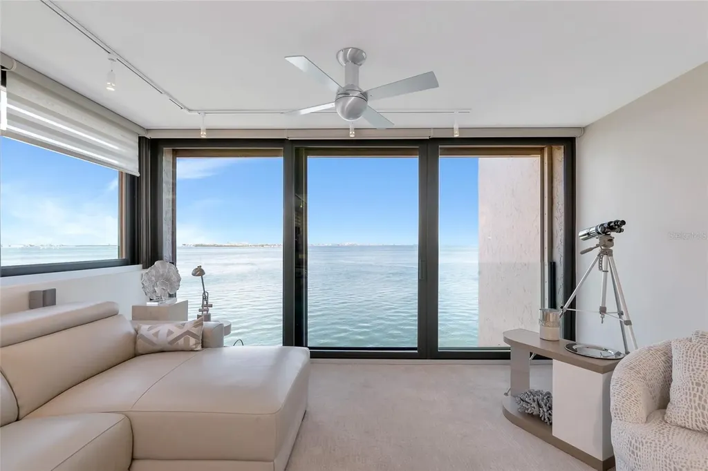 101 Sunset Drive Sarasota FL 34236