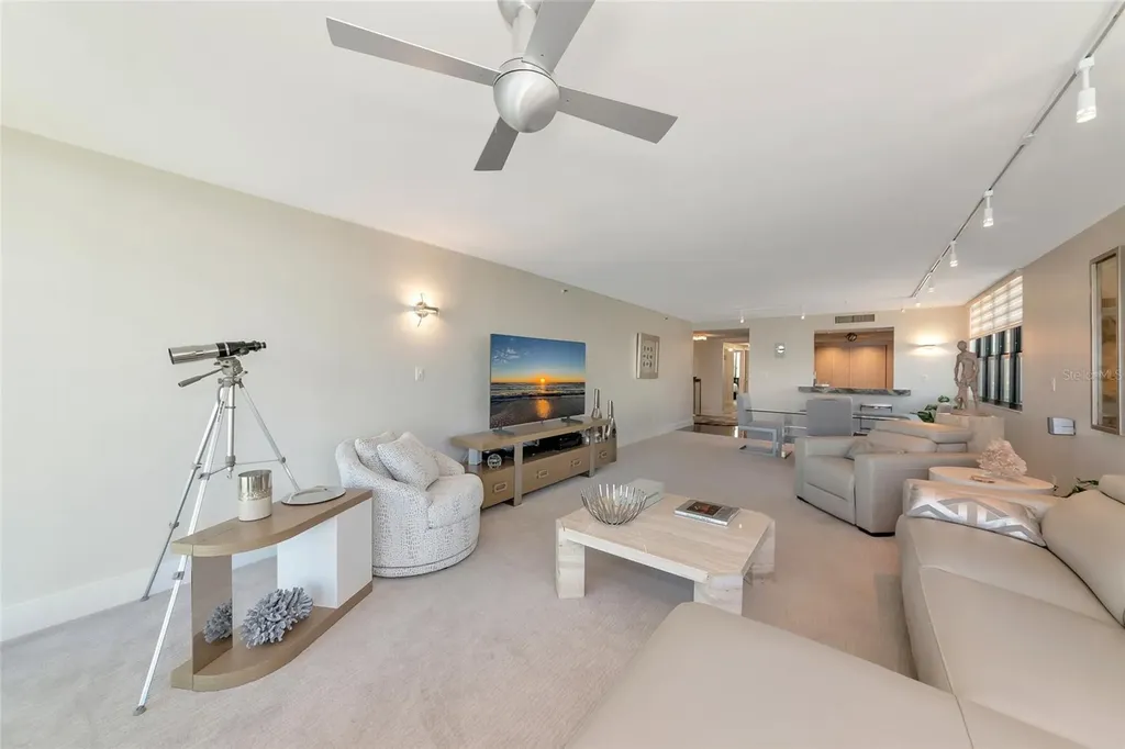 101 Sunset Drive Sarasota FL 34236