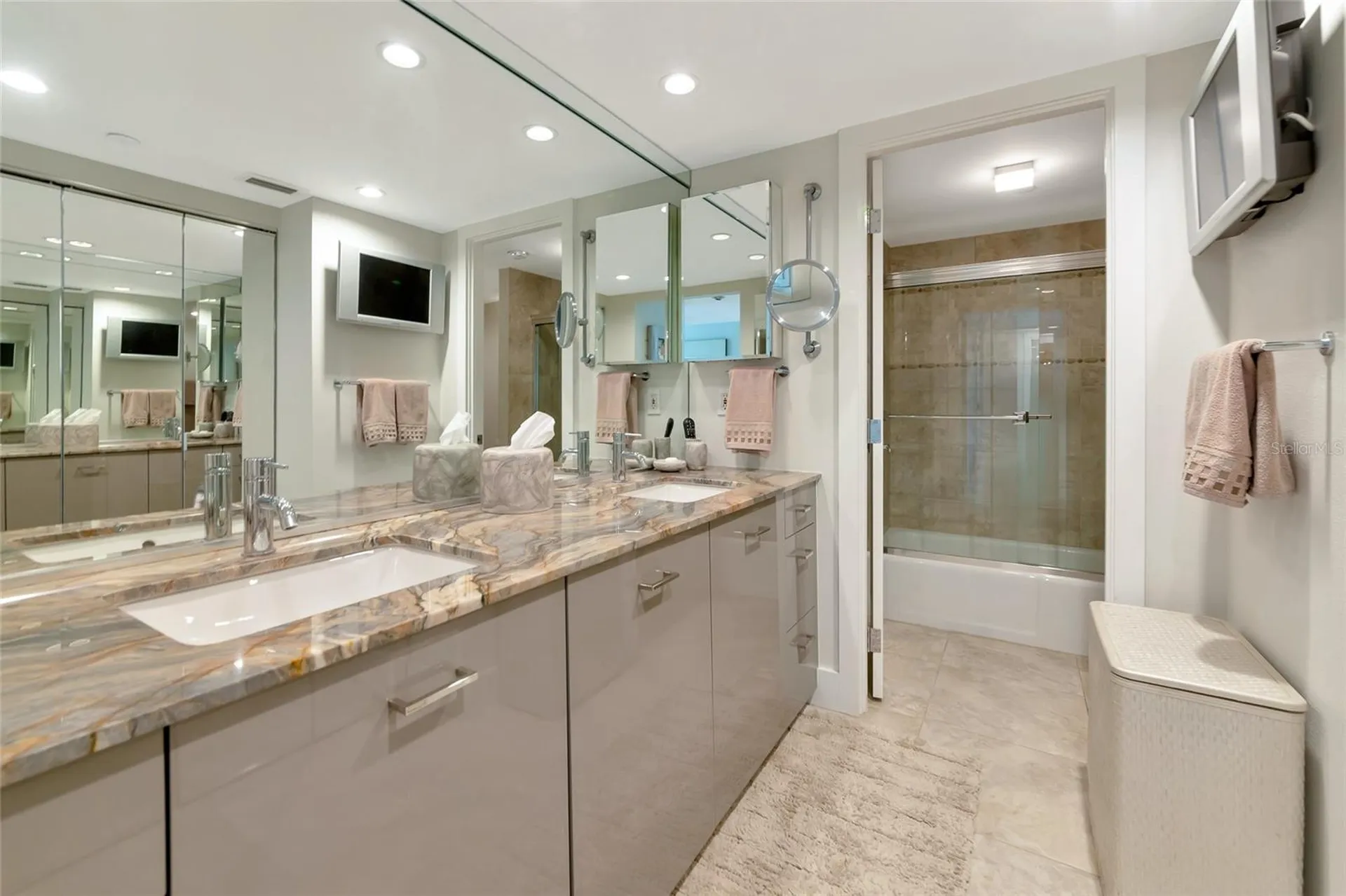 101 Sunset Drive Sarasota FL 34236