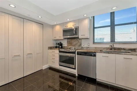 101 Sunset Drive Sarasota FL 34236