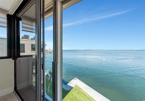 101 Sunset Drive Sarasota FL 34236