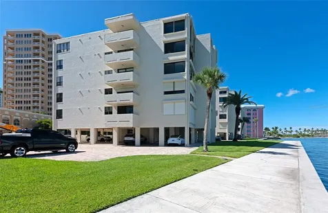 101 Sunset Drive Sarasota FL 34236